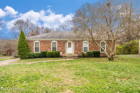 4501 Yager Ln, Louisville, KY 40241