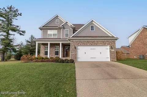 8817 Stara Way, Jeffersontown, KY 40299