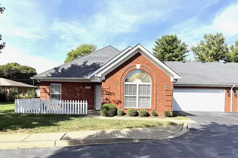 10014 Grey Hawk Dr, Louisville, KY 40219