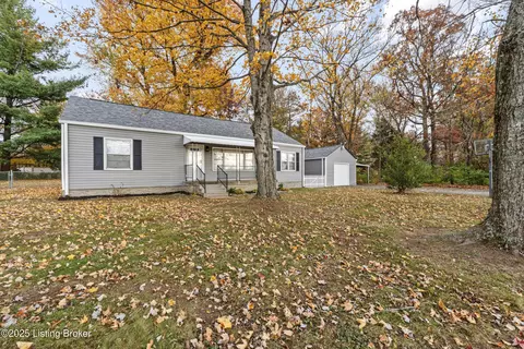 619 Watterson Way, Louisville, KY 40243