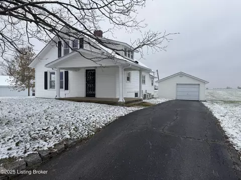 460 Lawrenceburg Loop, Bloomfield, KY 40008