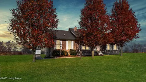 1310 Watkins Ln, Pleasureville, KY 40057
