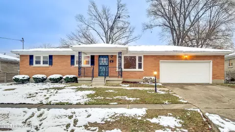 2103 Shadow Fern Dr, Louisville, KY 40216