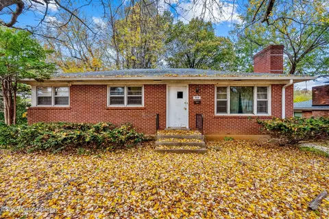 300 Marengo Dr, Louisville, KY 40243