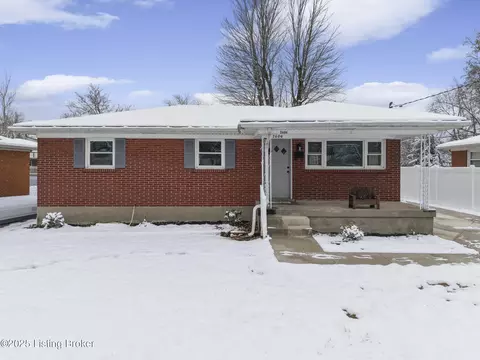 2606 Accasia Dr, Louisville, KY 40216