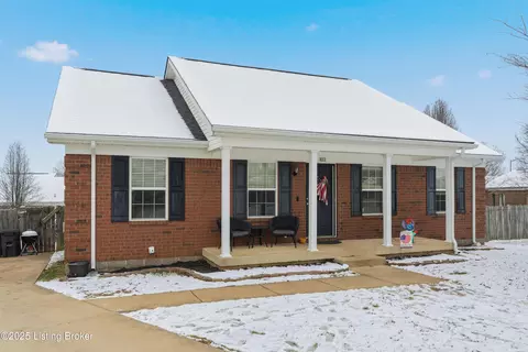 102 Adams Ct, Bardstown, KY 40004