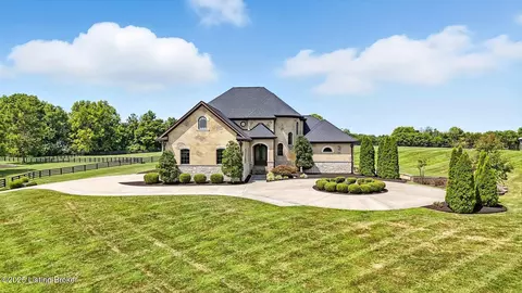 1058 Majestic Oaks Way, Simpsonville, KY 40067