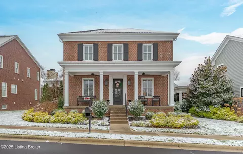 308 Kirkwood Glen Cir, Louisville, KY 40207