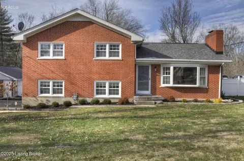 8923 Beulah Church Rd, Louisville, KY 40291