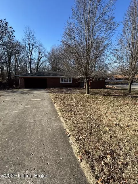 948 Hill St, Radcliff, KY 40160