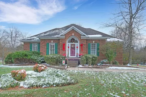 1928 Prestwick Dr, La Grange, KY 40031