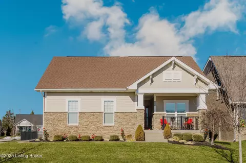 1009 Helm Place Ln, Louisville, KY 40299