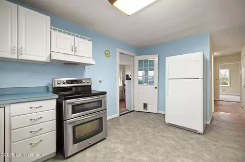 Kitchen - 360 Stringtown Rd, Ekron, KY 40117 photo 3 of 3