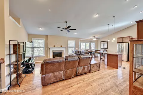 1187 Monroe Dr, Hebron, KY 41048 photo 7