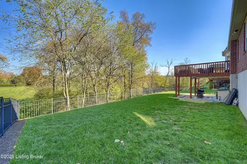 1187 Monroe Dr, Hebron, KY 41048 photo 2