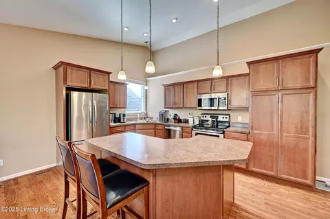 1187 Monroe Dr, Hebron, KY 41048 photo 9
