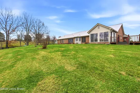 Exterior - 8790 Lagrange Rd, Smithfield, KY 40068 photo 6 of 6