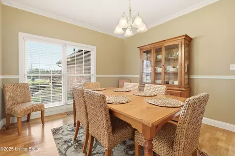 Dining - 8790 Lagrange Rd, Smithfield, KY 40068 photo 1 of 4