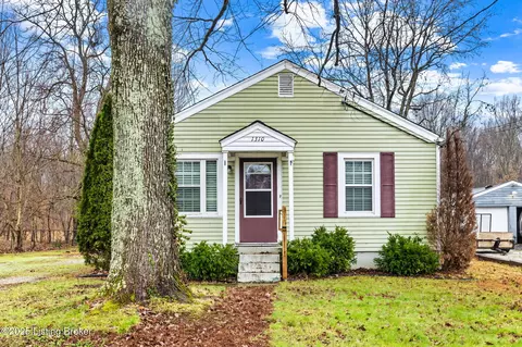 1310 Doris Dr, Louisville, KY 40118