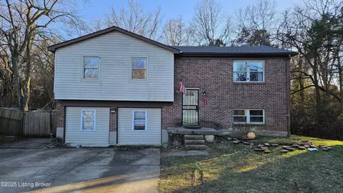 9116 Maiden Ct, Louisville, KY 40229