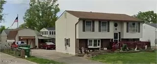 555 Brookley Dr, Louisville, KY 40229