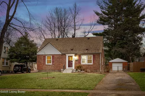 2833 Yorkshire Blvd, Louisville, KY 40220