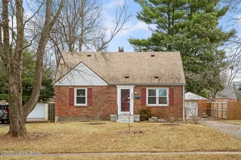2833 Yorkshire Blvd, Louisville, KY 40220