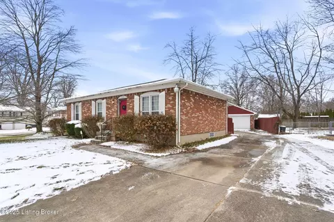 7106 Mckenna Ct, Louisville, KY 40291