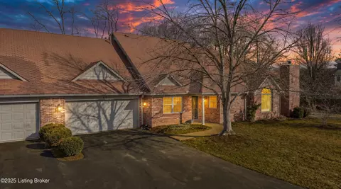9307 Springmont Pl, Louisville, KY 40241