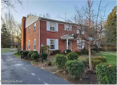 4012 Goldstein Ln, Louisville, KY 40272