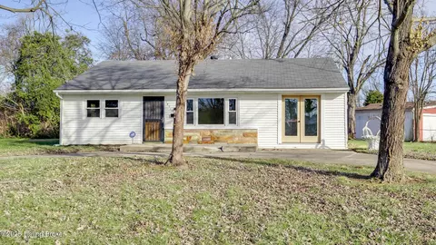 14017 Beeston Blvd, Louisville, KY 40272
