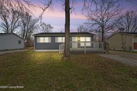 9213 New Maple Rd, Louisville, KY 40229