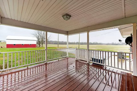 Exterior - 7585 Sonora Rd, Sonora, KY 42776 photo 3 of 4