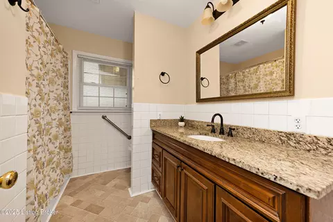 Bath - 7585 Sonora Rd, Sonora, KY 42776 photo 1 of 1