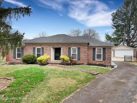 603 Armadale Pl, Louisville, KY 40243