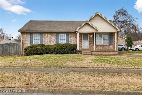 6220 Serenity Ct, Louisville, KY 40219