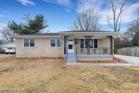 4812 Rockaway Cir, Louisville, KY 40216