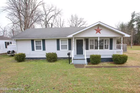 1181 N Pine St, Scottsburg, IN 47170