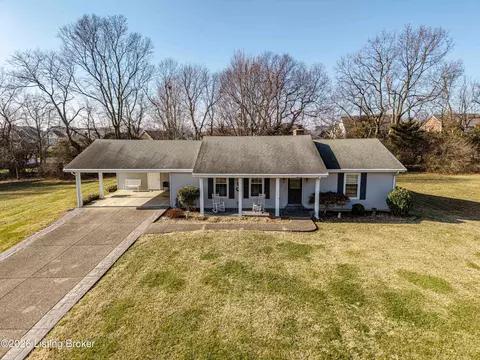 206 Fairview Dr, Simpsonville, KY 40067