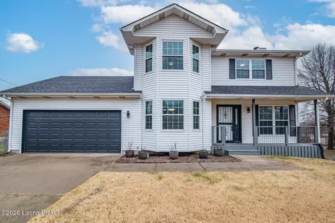 3004 S Woodland Dr, Radcliff, KY 40160