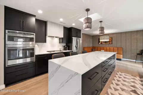 1430 Oakmont Cir, Shelbyville, KY 40065