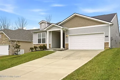 4018 Blackthorn Pl, La Grange, KY 40031
