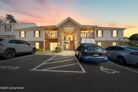 11915 Tazwell Dr #6, Louisville, KY 40245