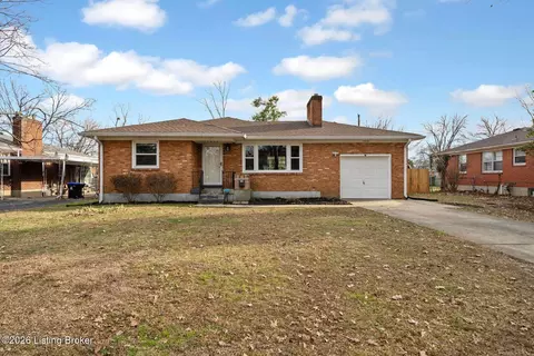 2220 Paris Dr, Louisville, KY 40218