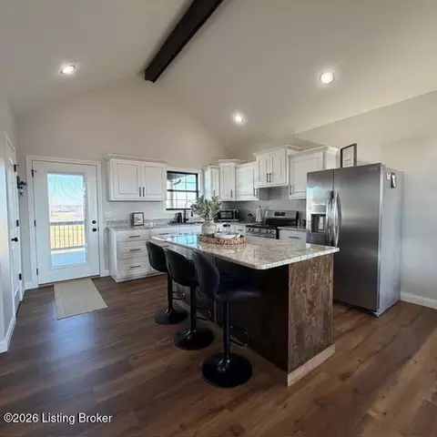 Kitchen - 256 Eagle Ridge Way, Springfield, KY 40069 photo 1 of 5