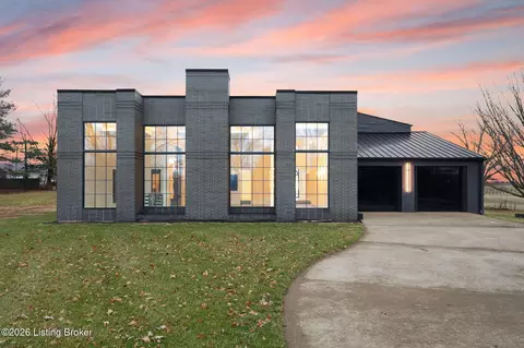 704 Hollow Trce, Shelbyville, KY 40065