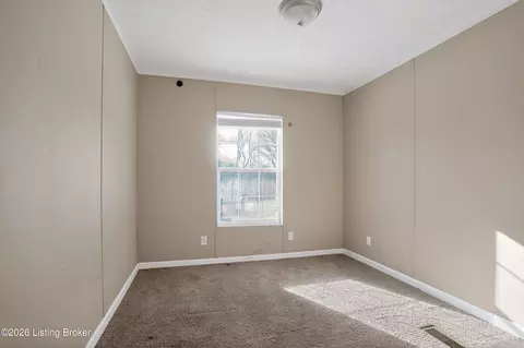 Bedroom - 115 Oregon Ln, Brodhead, KY 40409 photo 2 of 4