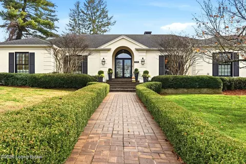 1013 Alta Cir, Louisville, KY 40205