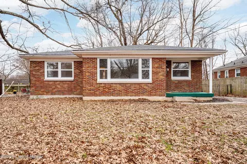 5252 Maryman Rd, Louisville, KY 40258