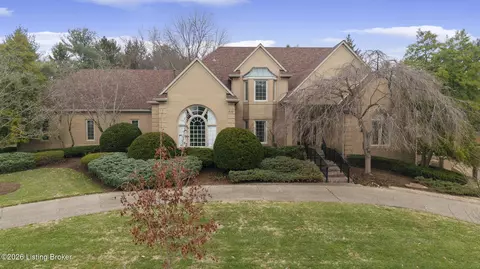 910 Rugby Pl, Louisville, KY 40222